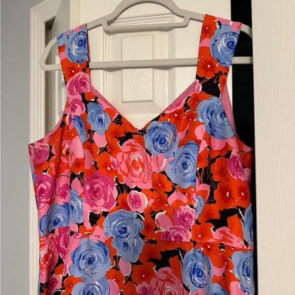 Madison Studio Flower Dress - Picture 3 of 12